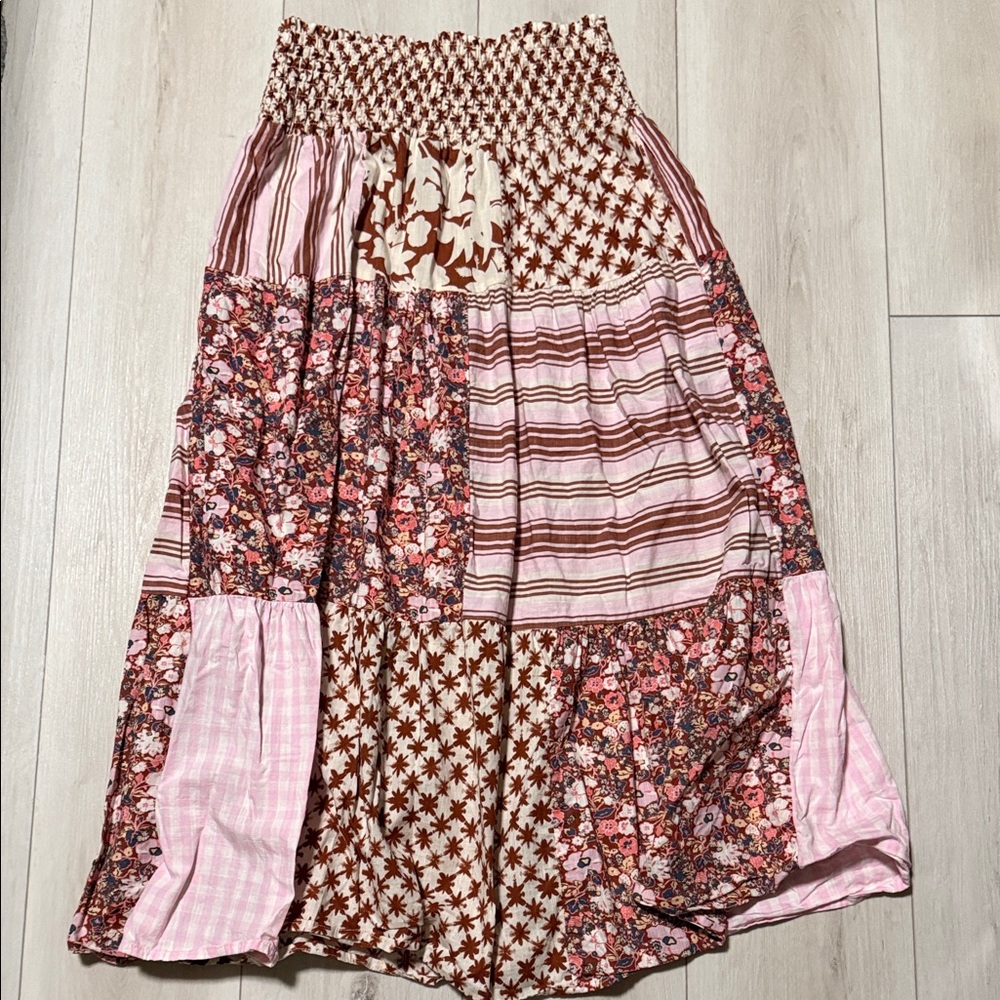 Women’s Vintage Floral Patchwork Skirt - elastic waist band. 33 “ long Size M - Picture 5 of 11